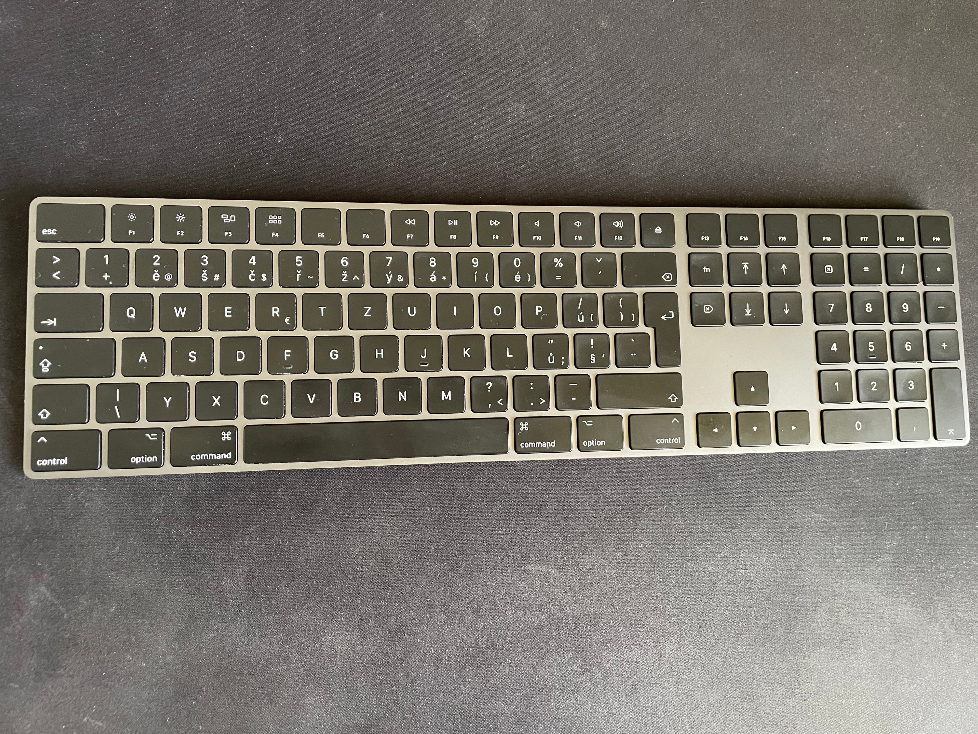 Apple Magic Keyboard
